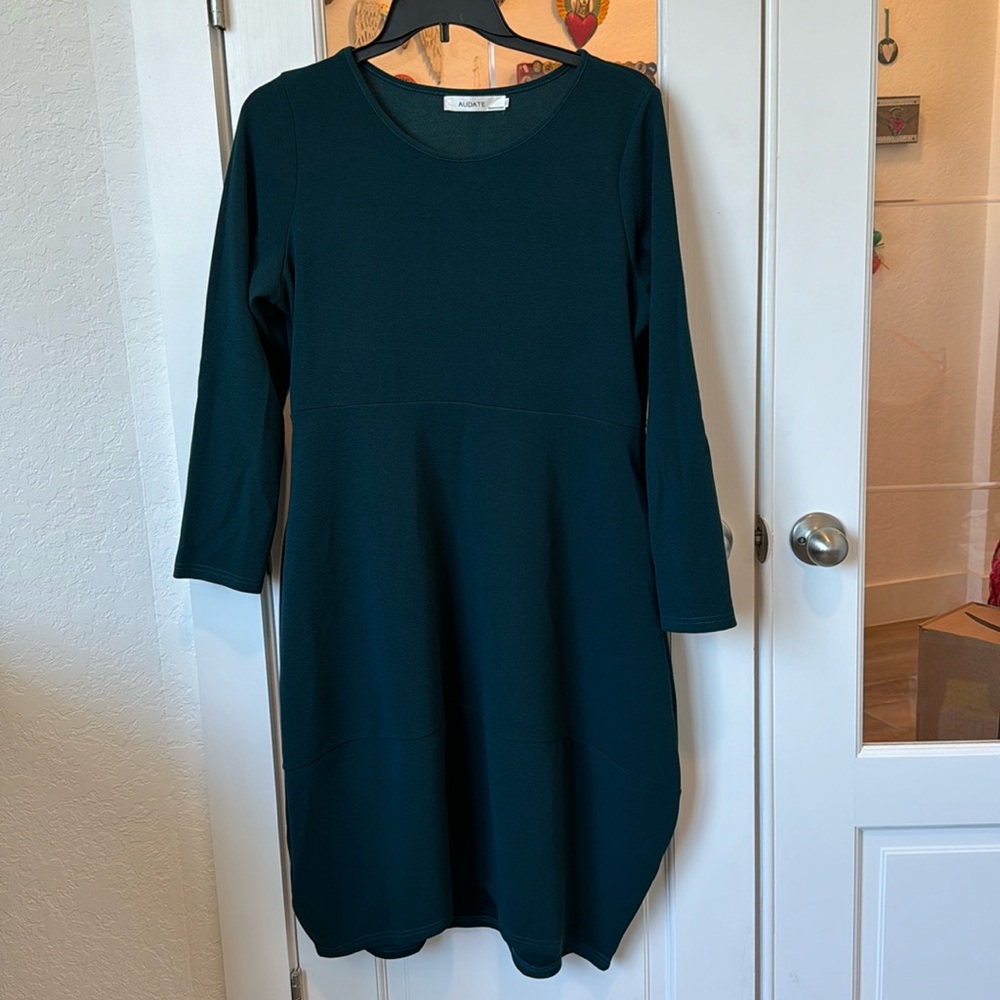 Plus size blue green Bubble dress, super flattering! Has pockets!